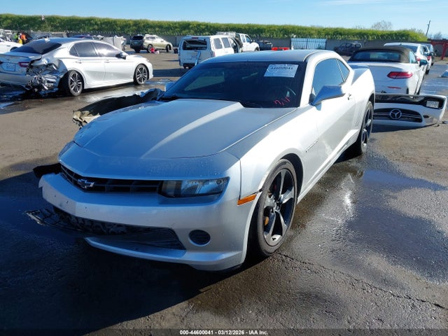 Chevrolet Camaro 1ls 2015 2G1FA1E32F9217668 Image 2