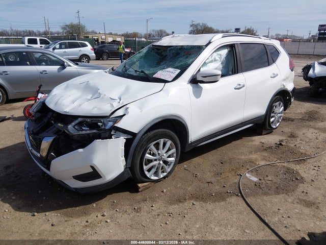 2020 Nissan Rogue Sv Intelligent Awd მანქანა იყიდება აუქციონზე, vin: KNMAT2MV0LP529215, აუქციონის ნომერი: 44600044