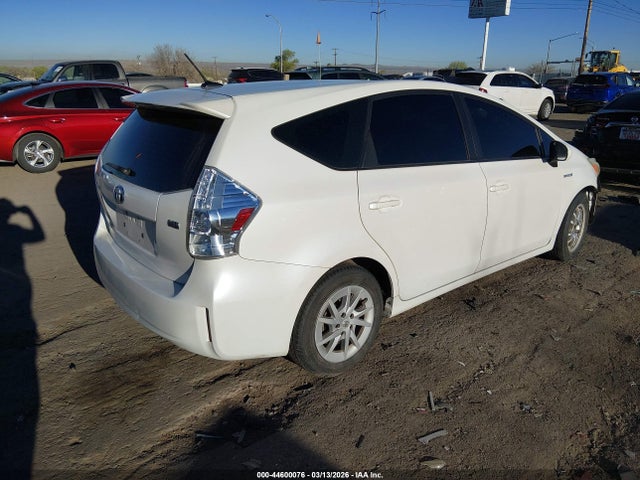 JTDZN3EUXE3322558 Toyota Prius V Three