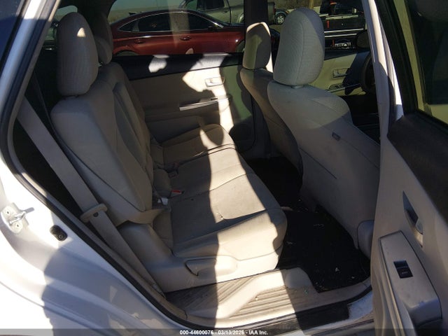 JTDZN3EUXE3322558 Toyota Prius V Three