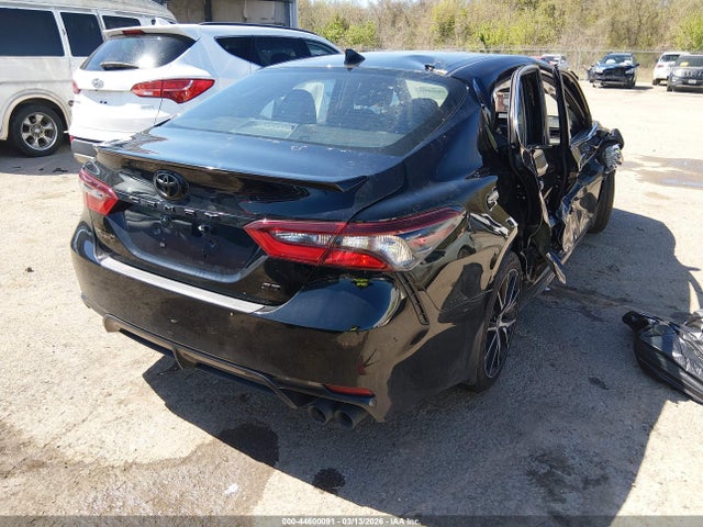44600091 :رقم المزاد ، 4T1T11AK0PU826118 vin ، 2023 Toyota Camry Se مزاد بيع