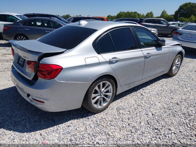 Продаж на аукціоні авто 2017 Bmw 320i, vin: WBA8E1G39HNU18708, номер лоту: 44600092