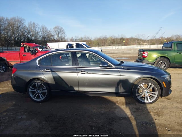 44600095 :رقم المزاد ، WBA8D9C52JEM34957 vin ، 2018 Bmw 330i Xdrive مزاد بيع