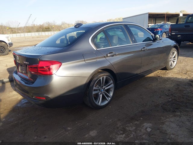 44600095 :رقم المزاد ، WBA8D9C52JEM34957 vin ، 2018 Bmw 330i Xdrive مزاد بيع