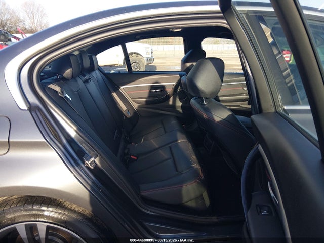 44600095 :رقم المزاد ، WBA8D9C52JEM34957 vin ، 2018 Bmw 330i Xdrive مزاد بيع