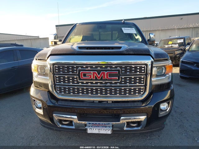 1GT12SEY4KF248020 GMC Sierra 2500hd Denali