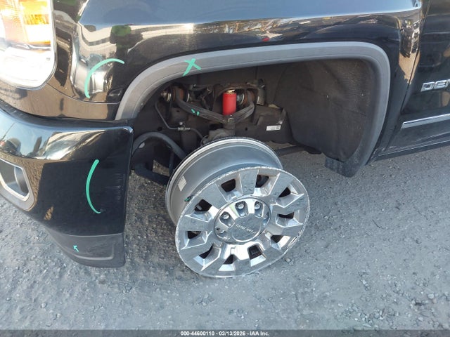 1GT12SEY4KF248020 GMC Sierra 2500hd Denali