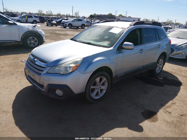 44600124 :رقم المزاد ، 4S4BRCCC6D1264325 vin ، 2013 Subaru Outback 2.5i Premium مزاد بيع