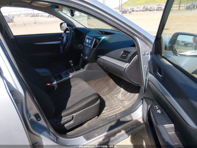 44600124 :رقم المزاد ، 4S4BRCCC6D1264325 vin ، 2013 Subaru Outback 2.5i Premium مزاد بيع