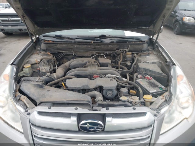 Subaru Outback 2.5i Premium 2014 4S4BRBCC1E3230101 Image 10