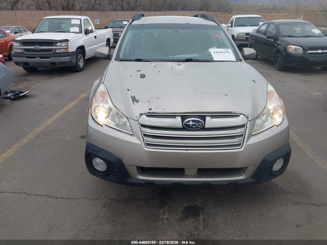 Subaru Outback 2.5i Premium 2014 4S4BRBCC1E3230101 Image 6