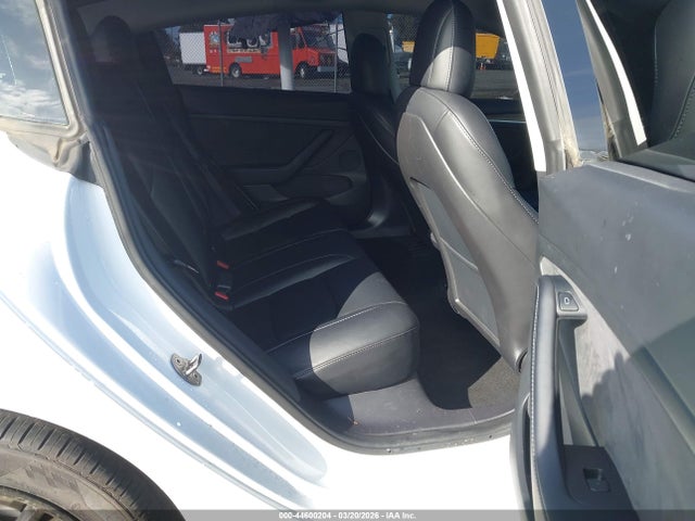 Продаж на аукціоні авто 2022 Tesla Model 3 Long Range Dual Motor All-wheel Drive, vin: 5YJ3E1EB5NF328294, номер лоту: 44600204
