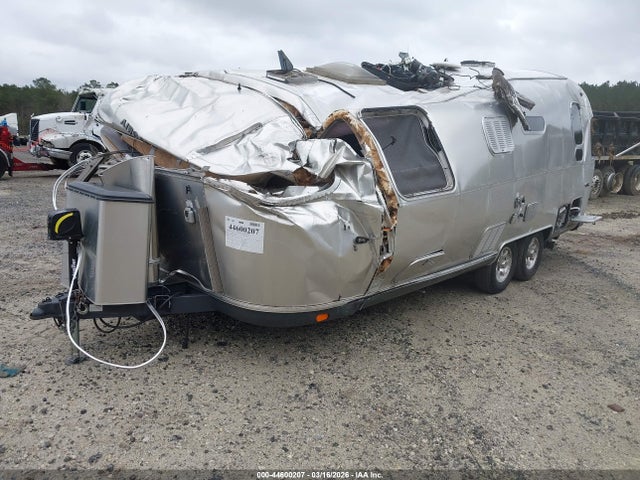 1STX9YJ2XFJ532346 Airstream Travel