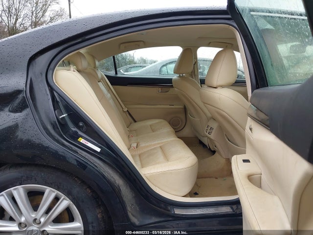 44600233 :رقم المزاد ، JTHBK1GGXD2010961 vin ، 2013 Lexus Es 350 مزاد بيع