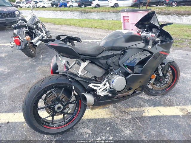 Продажа на аукционе авто 2025 Ducati Panigale V2, vin: ZDMHAATW6SB016057, номер лота: 44600267