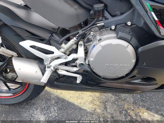 Продажа на аукционе авто 2025 Ducati Panigale V2, vin: ZDMHAATW6SB016057, номер лота: 44600267