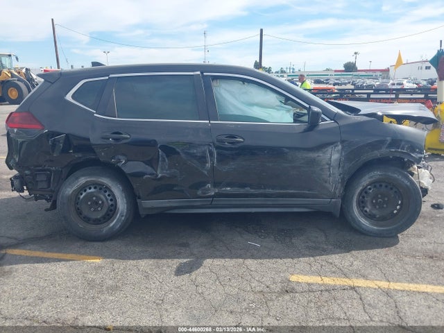Nissan ROGUE S 2018 KNMAT2MT8JP542855 Image 13