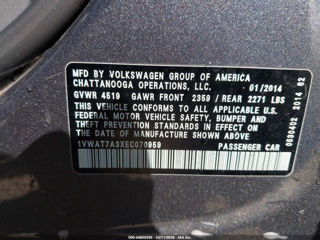 1VWAT7A3XEC070959 Volkswagen Passat 1.8t Wolfsburg Edition