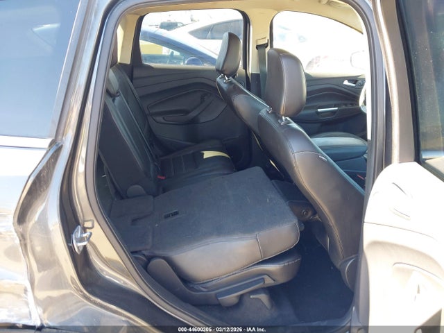 1FMCU0J97JUA42606 Ford Escape Titanium