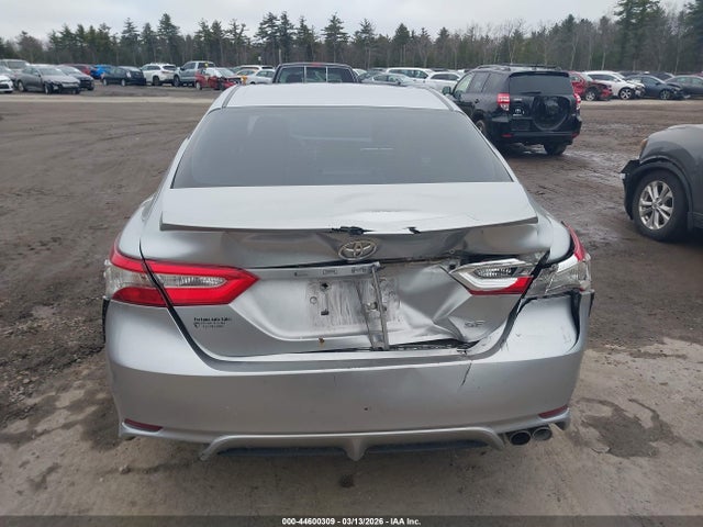 4T1B11HK5JU076398 Toyota CAMRY SE