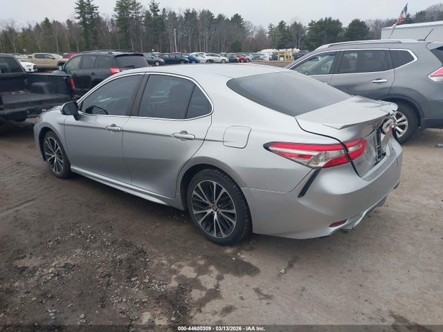 4T1B11HK5JU076398 Toyota CAMRY SE