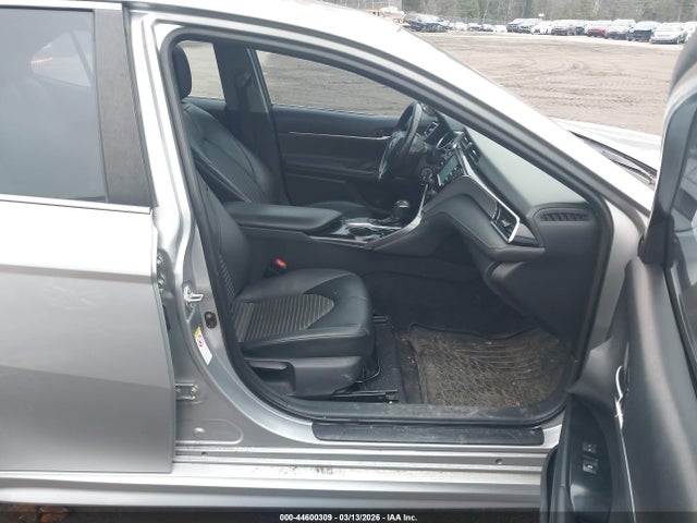 4T1B11HK5JU076398 Toyota CAMRY SE