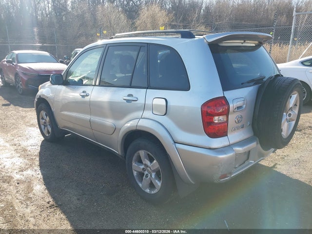 2004 TOYOTA RAV4 JTEHD20VX40024869 Photo 2