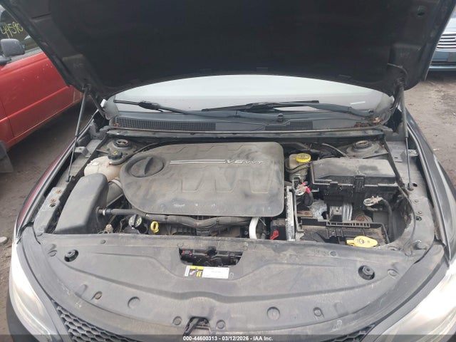 Aukcja sprzedaży 2015 Chrysler 200 S, vin: 1C3CCCBG3FN542953, numer aukcji: 44600313