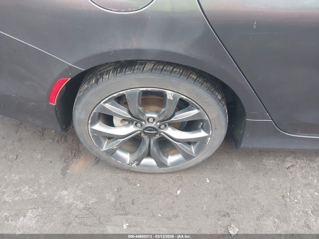 Aukcja sprzedaży 2015 Chrysler 200 S, vin: 1C3CCCBG3FN542953, numer aukcji: 44600313