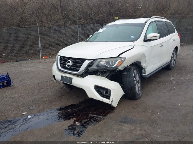 5N1DR2MMXHC695304 Nissan Pathfinder Sv