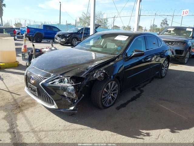 58AD21B19LU011717 Lexus ES 300H