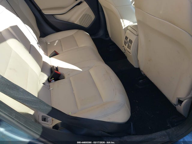 44600368 :رقم المزاد ، WDCTG4GB3FJ100405 vin ، 2015 Mercedes-benz Gla 250 4matic مزاد بيع