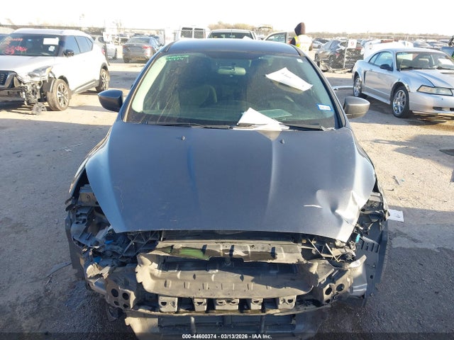 2018 Ford Focus Se მანქანა იყიდება აუქციონზე, vin: 1FADP3F21JL328475, აუქციონის ნომერი: 44600374
