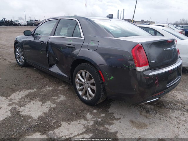 Продаж на аукціоні авто 2015 Chrysler 300 Limited, vin: 2C3CCARG4FH830838, номер лоту: 44600375