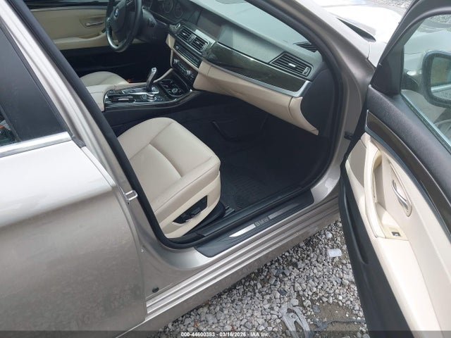 2011 BMW 535I WBAFU7C58BC879471 Photo 4