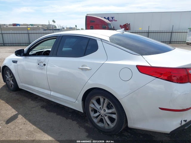 KNAGM4A76F5642723 KIA Optima Lx