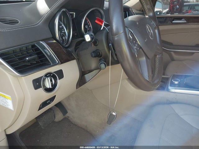 2014 Mercedes-benz Gl 450 4matic მანქანა იყიდება აუქციონზე, vin: 4JGDF7CE1EA333627, აუქციონის ნომერი: 44600409