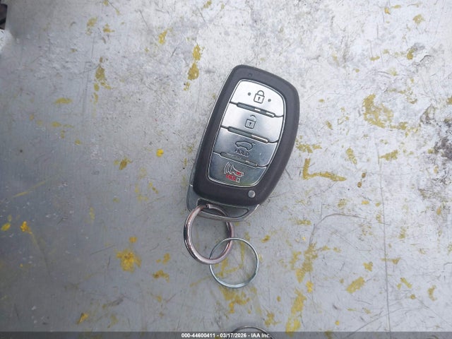 2017 HYUNDAI IONIQ HYBRID KMHC75LC6HU057265 Photo 10