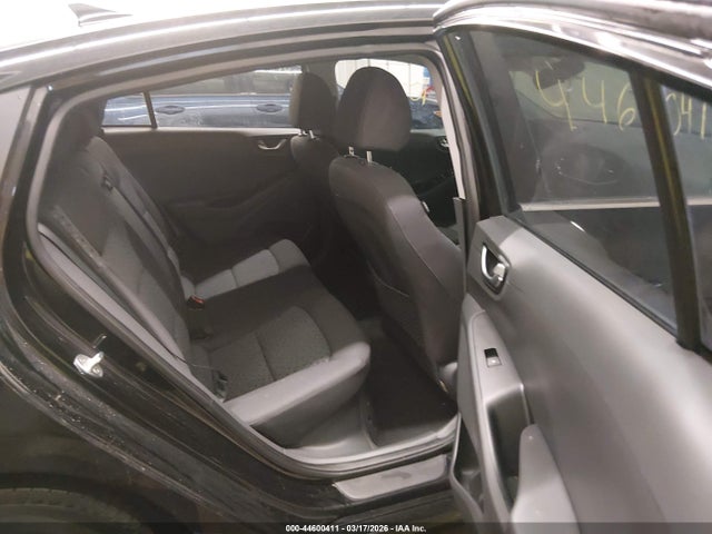 2017 HYUNDAI IONIQ HYBRID KMHC75LC6HU057265 Photo 7
