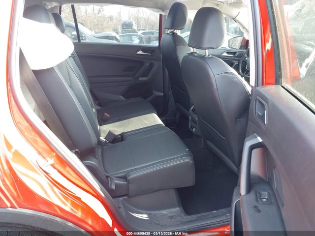 44600438 :رقم المزاد ، 3VV3B7AXXKM075527 vin ، 2019 Volkswagen Tiguan 2.0t Se/2.0t Sel/2.0t Sel R-line/2.0t Sel R-line Black مزاد بيع