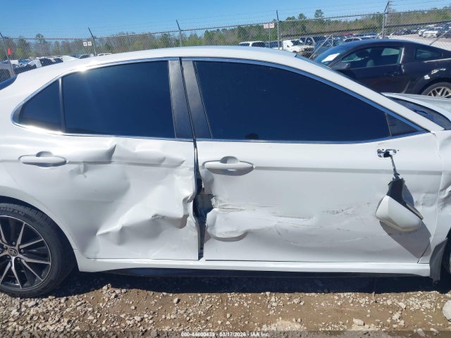 Toyota CAMRY SE 2022 4T1G11AK8NU018095 Image 13