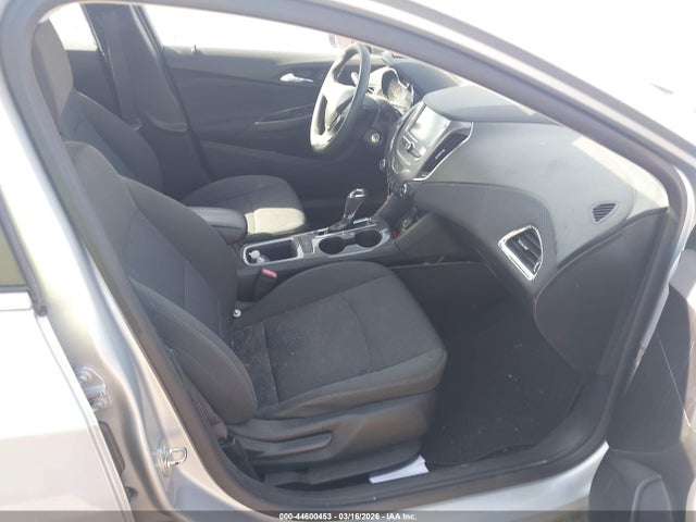 2018 CHEVROLET CRUZE 1G1BE5SM4J7145826 Photo 4