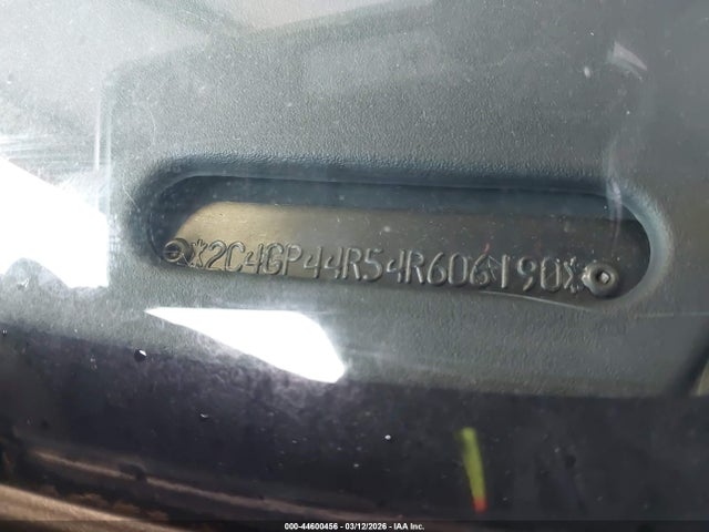 Aukcja sprzedaży 2004 Chrysler Town & Country Lx, vin: 2C4GP44R54R606190, numer aukcji: 44600456