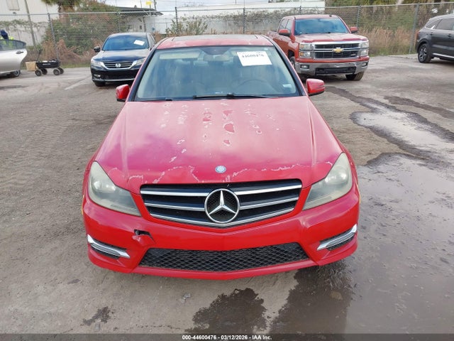 2014 MERCEDES-BENZ C 250 WDDGF4HB2EA932699 Photo 5