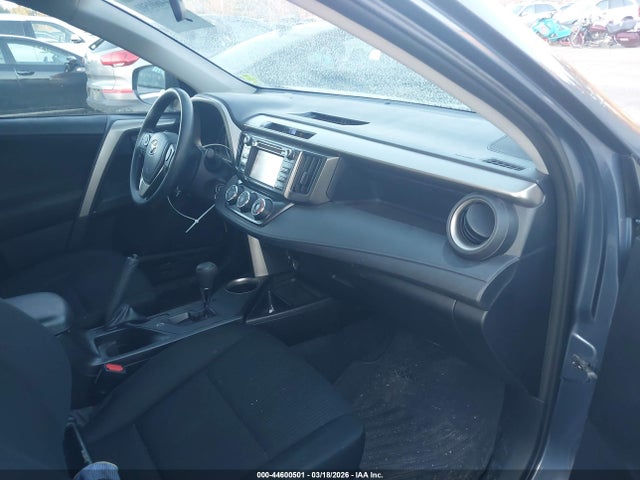 Toyota RAV4 LE 2014 2T3BFREV1EW143803 Image 5