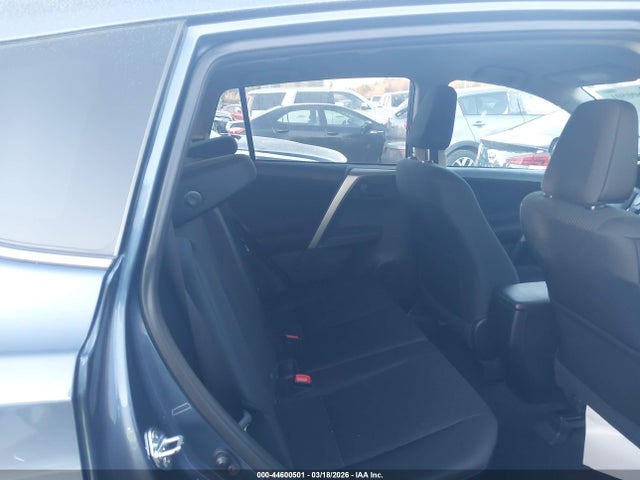 Toyota RAV4 LE 2014 2T3BFREV1EW143803 Image 8