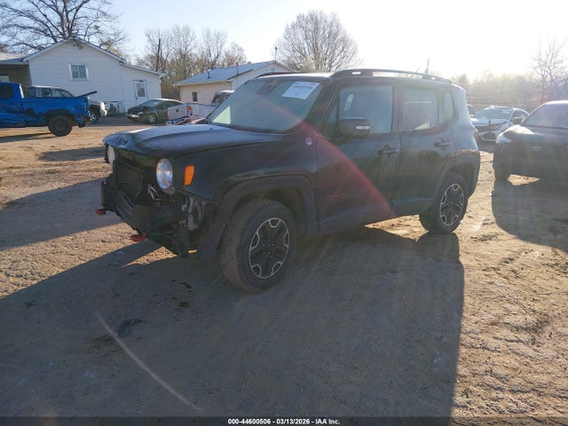 44600506 :رقم المزاد ، ZACCJBCT6GPE19731 vin ، 2016 Jeep Renegade Trailhawk مزاد بيع