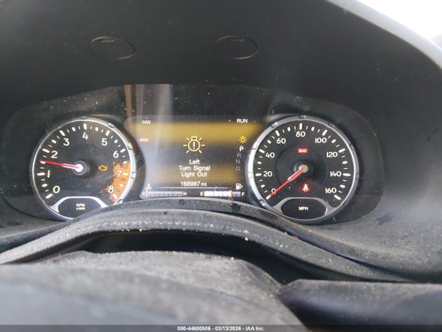 44600506 :رقم المزاد ، ZACCJBCT6GPE19731 vin ، 2016 Jeep Renegade Trailhawk مزاد بيع