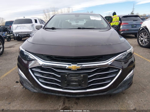 1G1ZC5ST6LF112394 Chevrolet Malibu Fwd 1fl