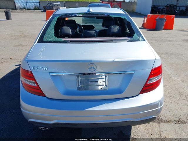 Aukcja sprzedaży 2012 Mercedes-benz C 250 Sport, vin: WDDGF4HB1CR233174, numer aukcji: 44600521